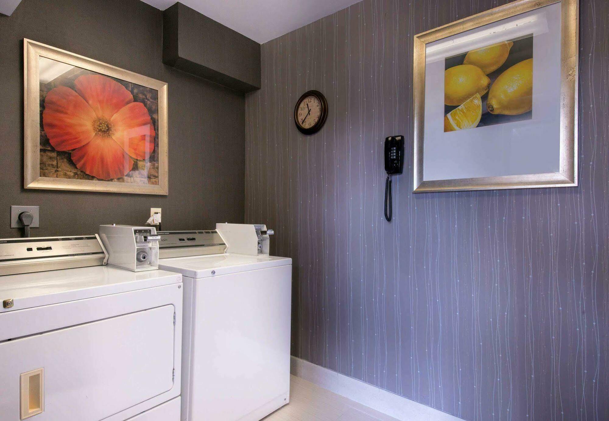 Hotel Courtyard By Marriott Oxnard/Ventura Extérieur photo